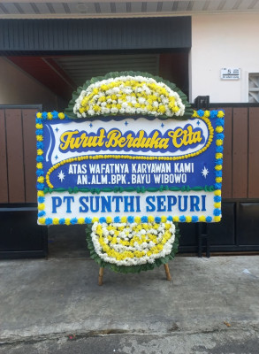 Papan Bunga Duka di Lebang