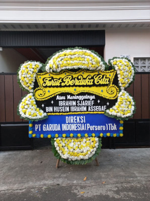 Papan Bunga Duka di Lebang